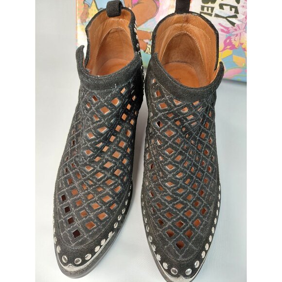 Jeffrey Campbell Womens Black Suede Cutout Western Ankle Boots Size 7M - Picture 5 of 12